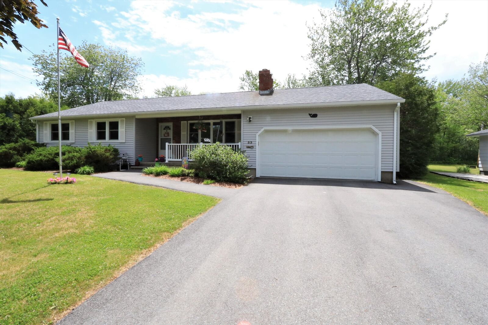 Property Photo:  53 Alan A Dale Road  ME 04412 