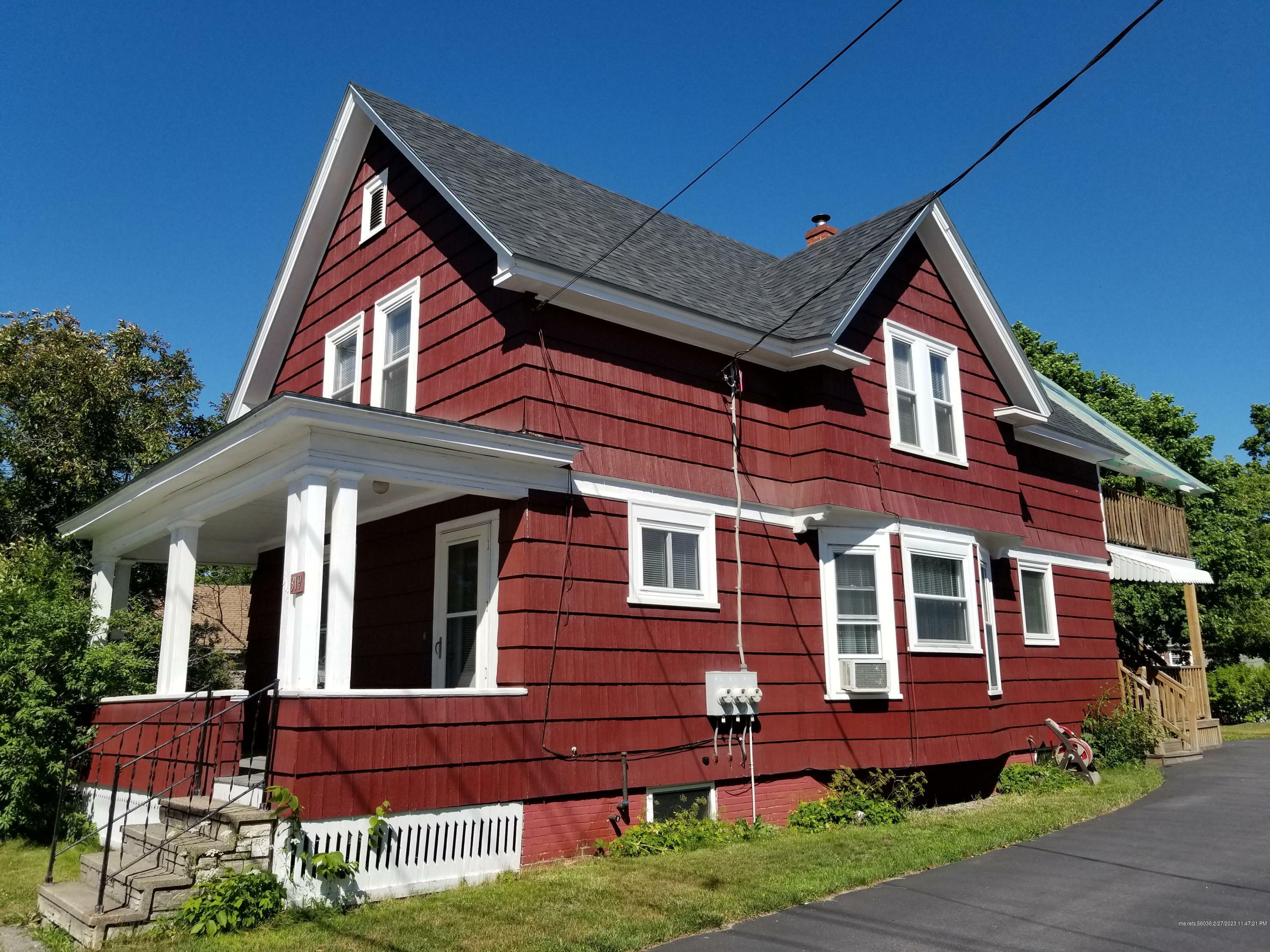 Property Photo: 319 East Avenue ME 04240