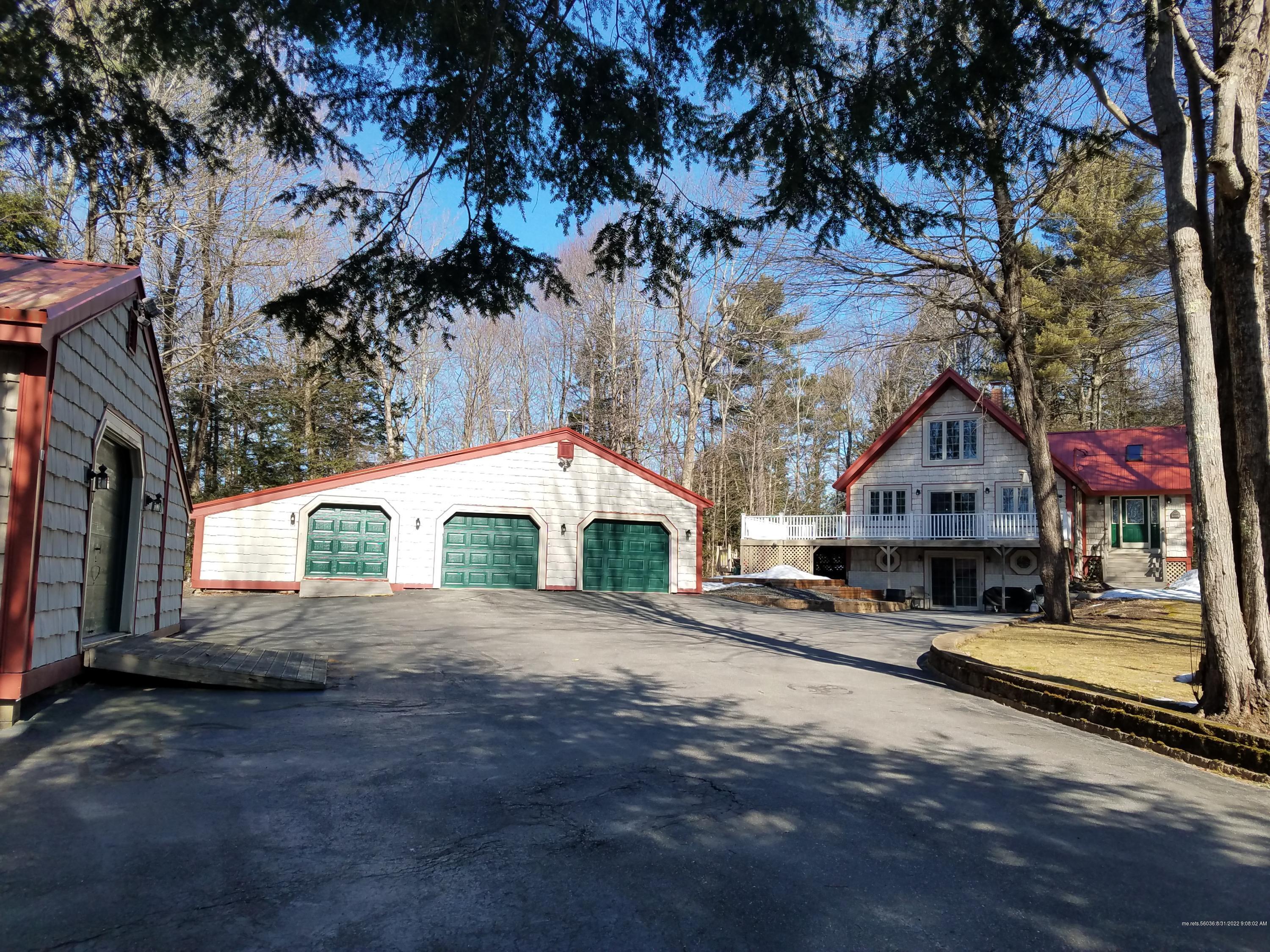 Property Photo: 40 Oak Street ME 04236