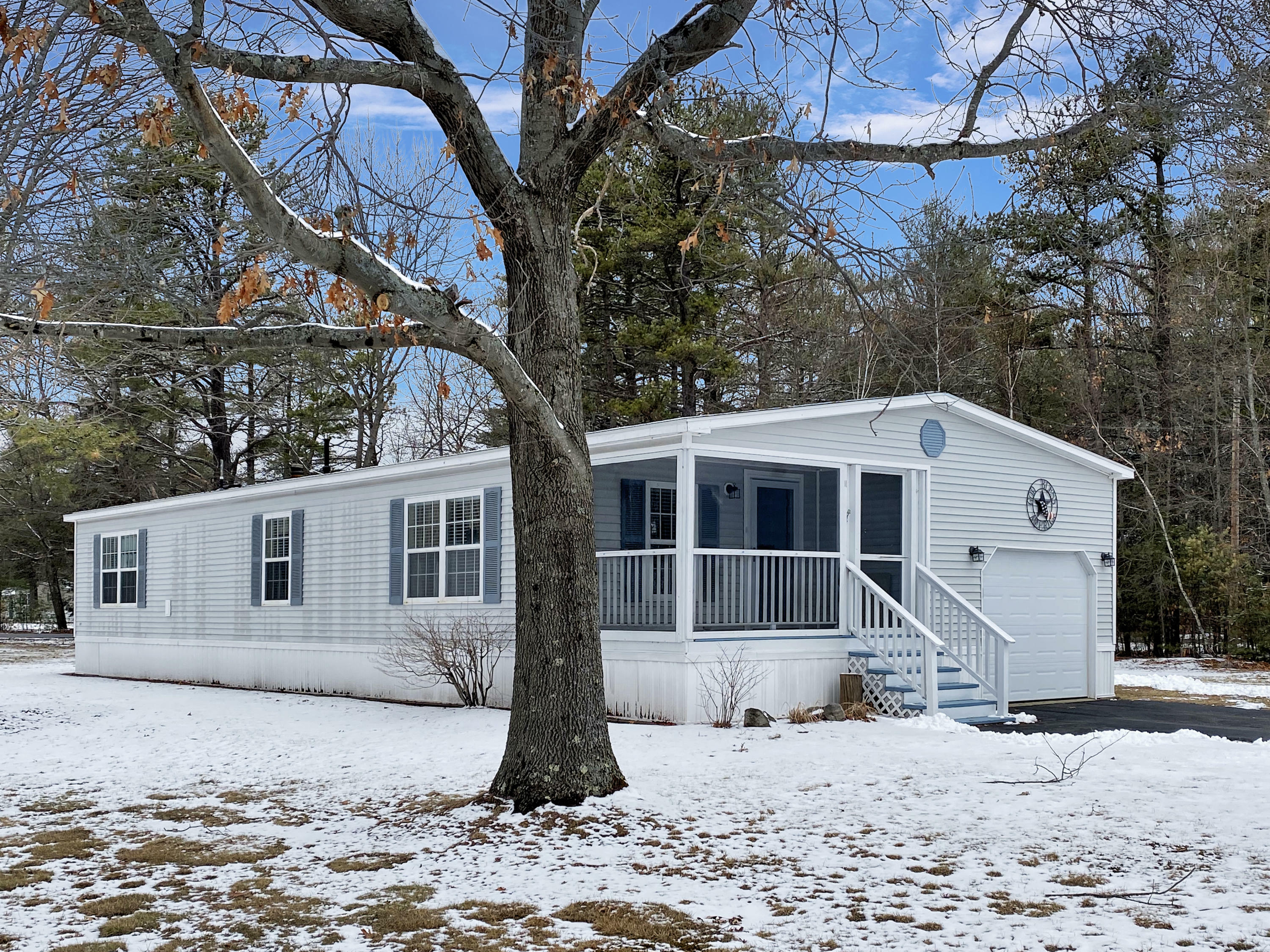 Property Photo:  15 Pine Cone Drive  ME 04002 