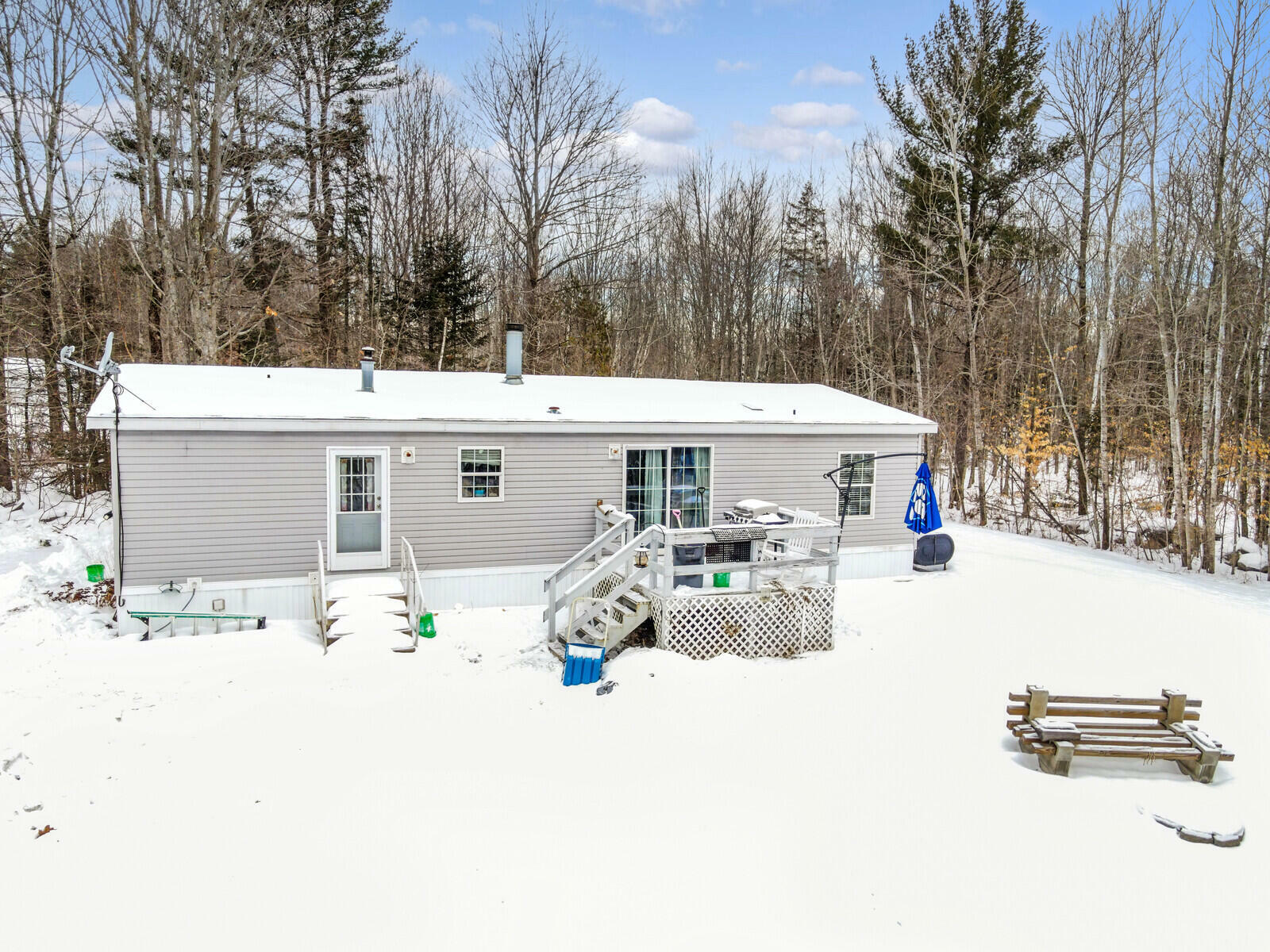 Property Photo: 28 South Greenridge Heights ME 04963