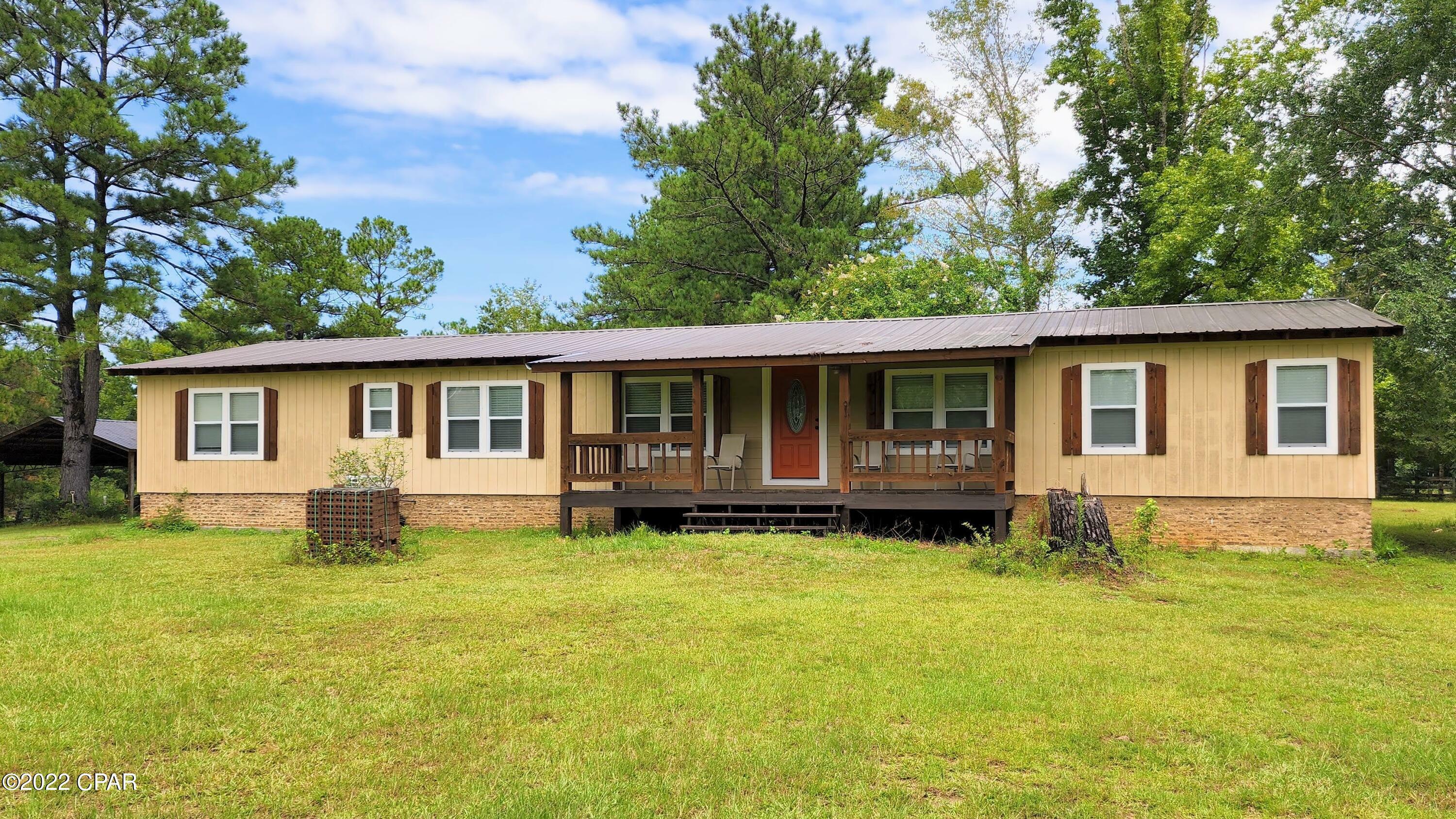 Property Photo: 4918 Douglas Ferry Road FL 32427