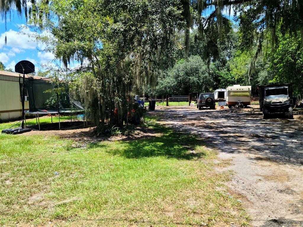 Property Photo:  7229 James Stanaland Road  FL 33567 