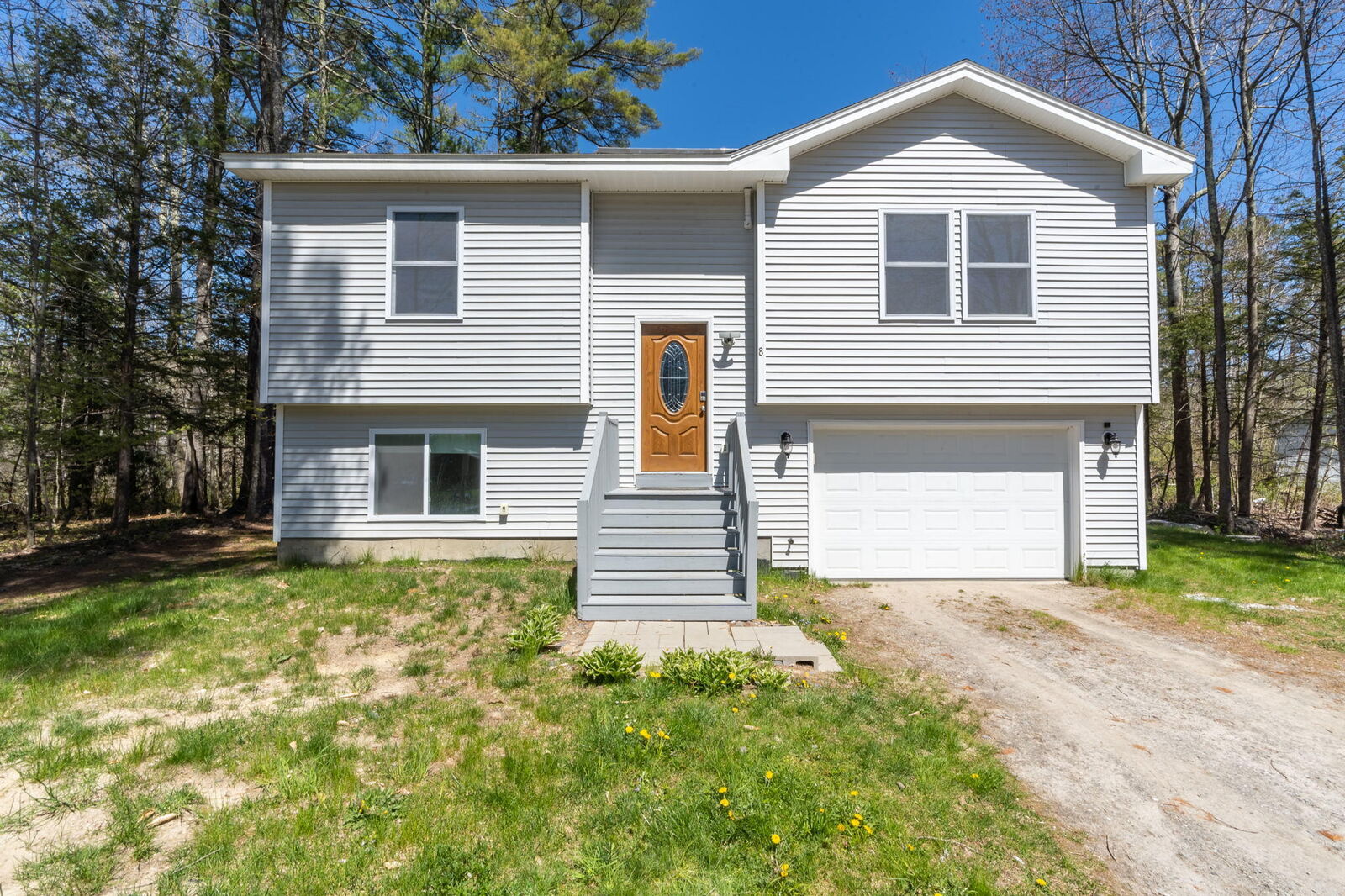 Property Photo:  8 Vista Drive  ME 04062 
