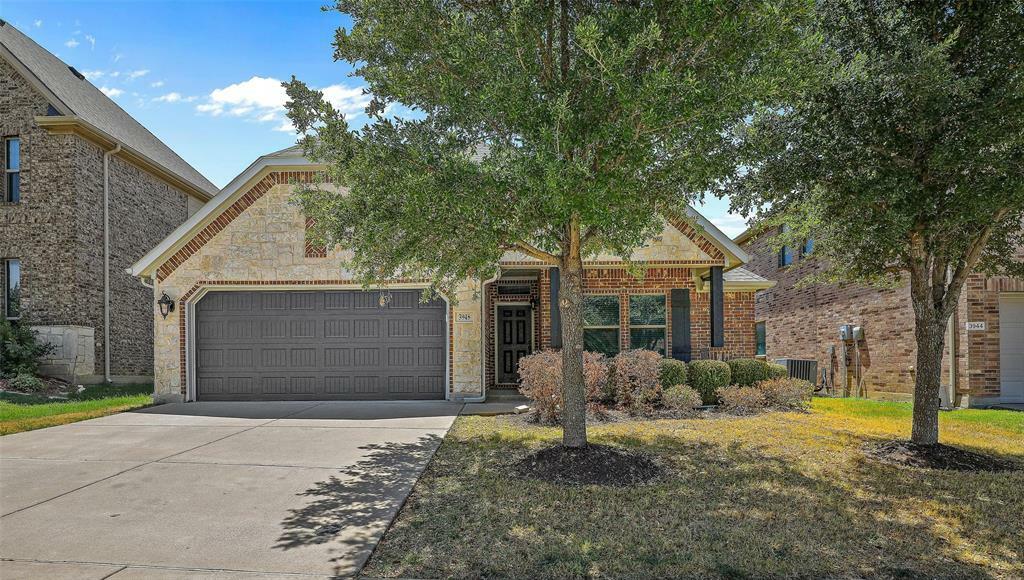 Property Photo: 3948 Hunter Peak Road TX 76262