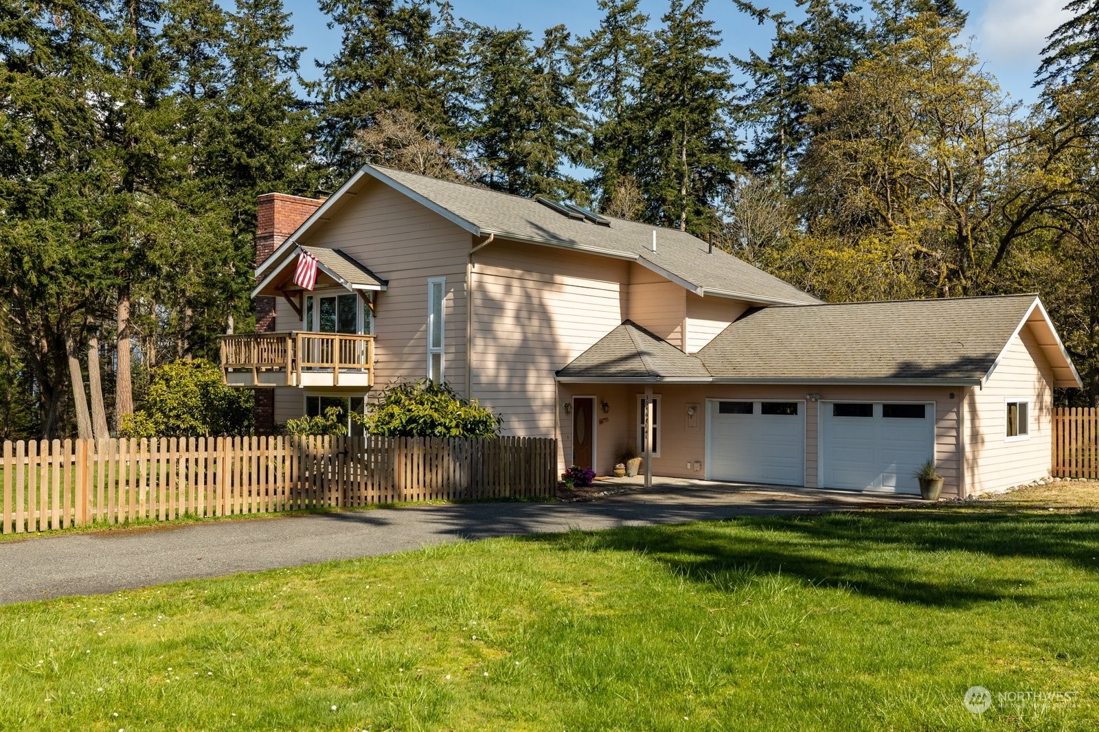 Property Photo:  3046 Mt. Baker Circle  WA 98277 