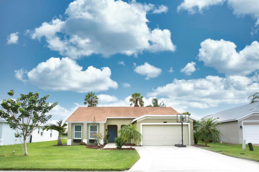 Property Photo: 5121 40th Street W FL 34210
