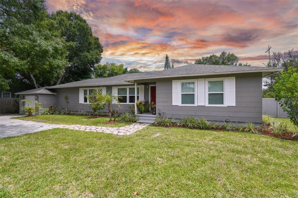 Property Photo:  3822 W Euclid Avenue  FL 33629 