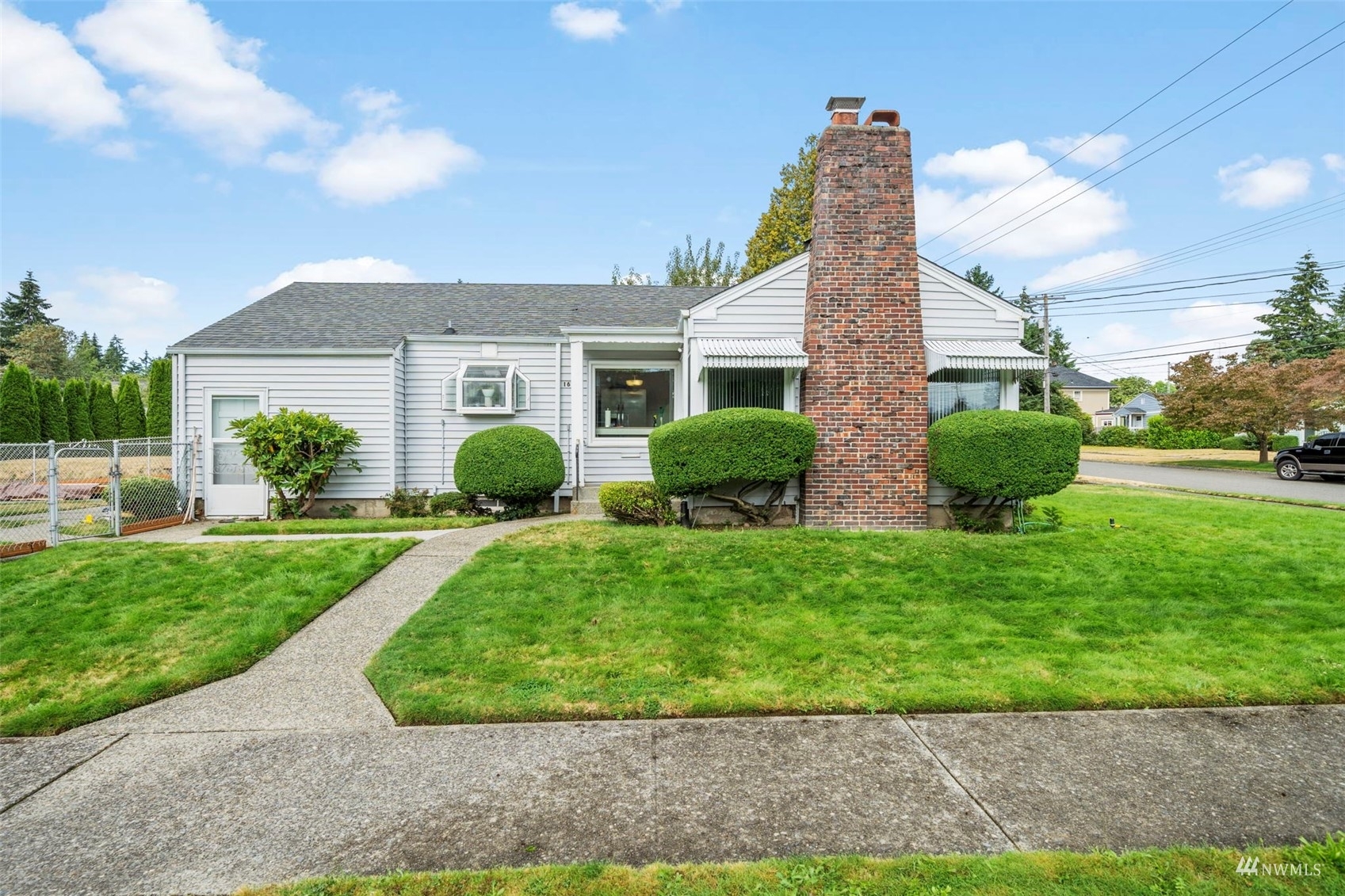 Property Photo: 1620 N Monroe WA 98406