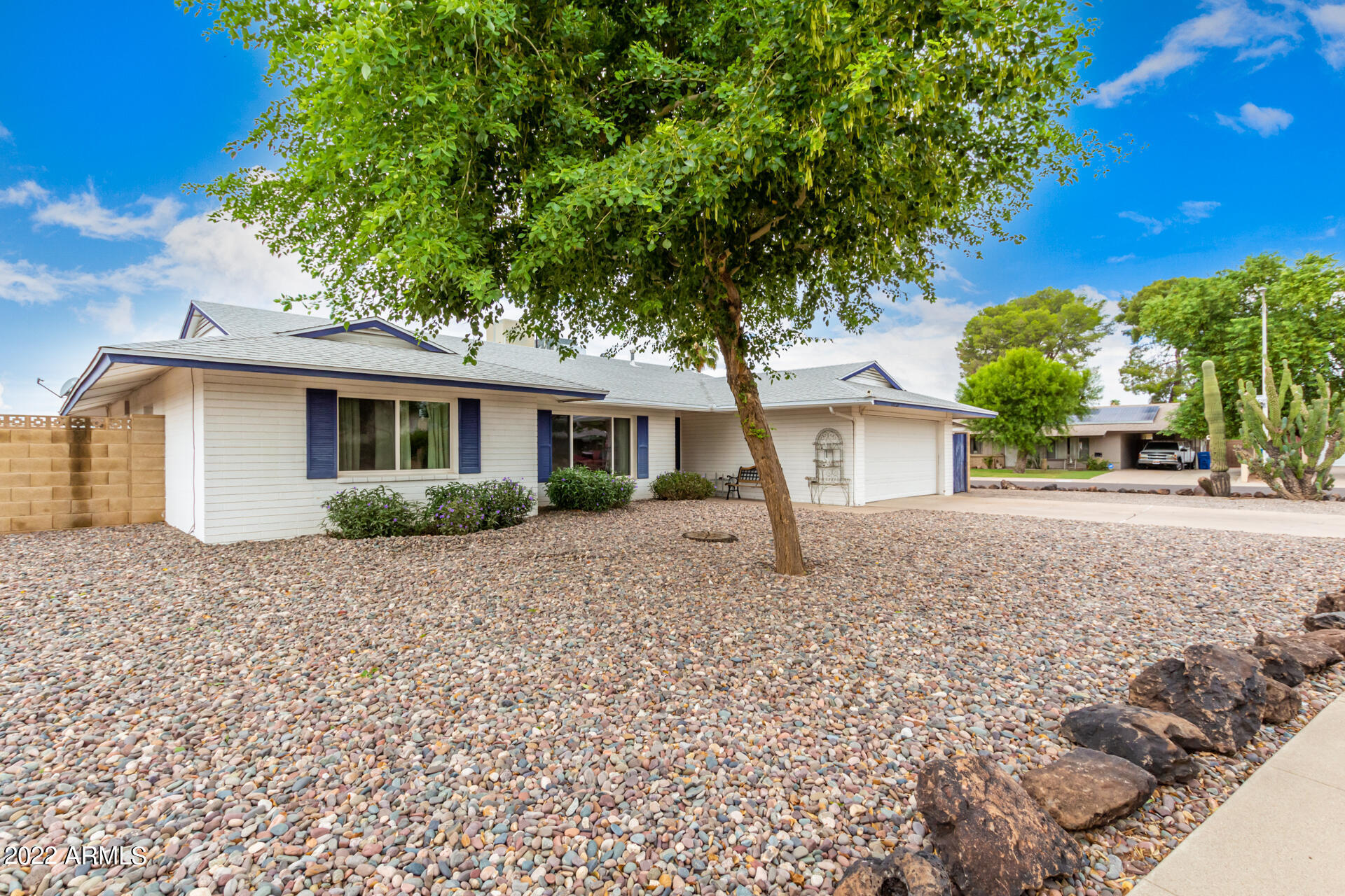Property Photo: 14226 N 33rd Drive AZ 85053