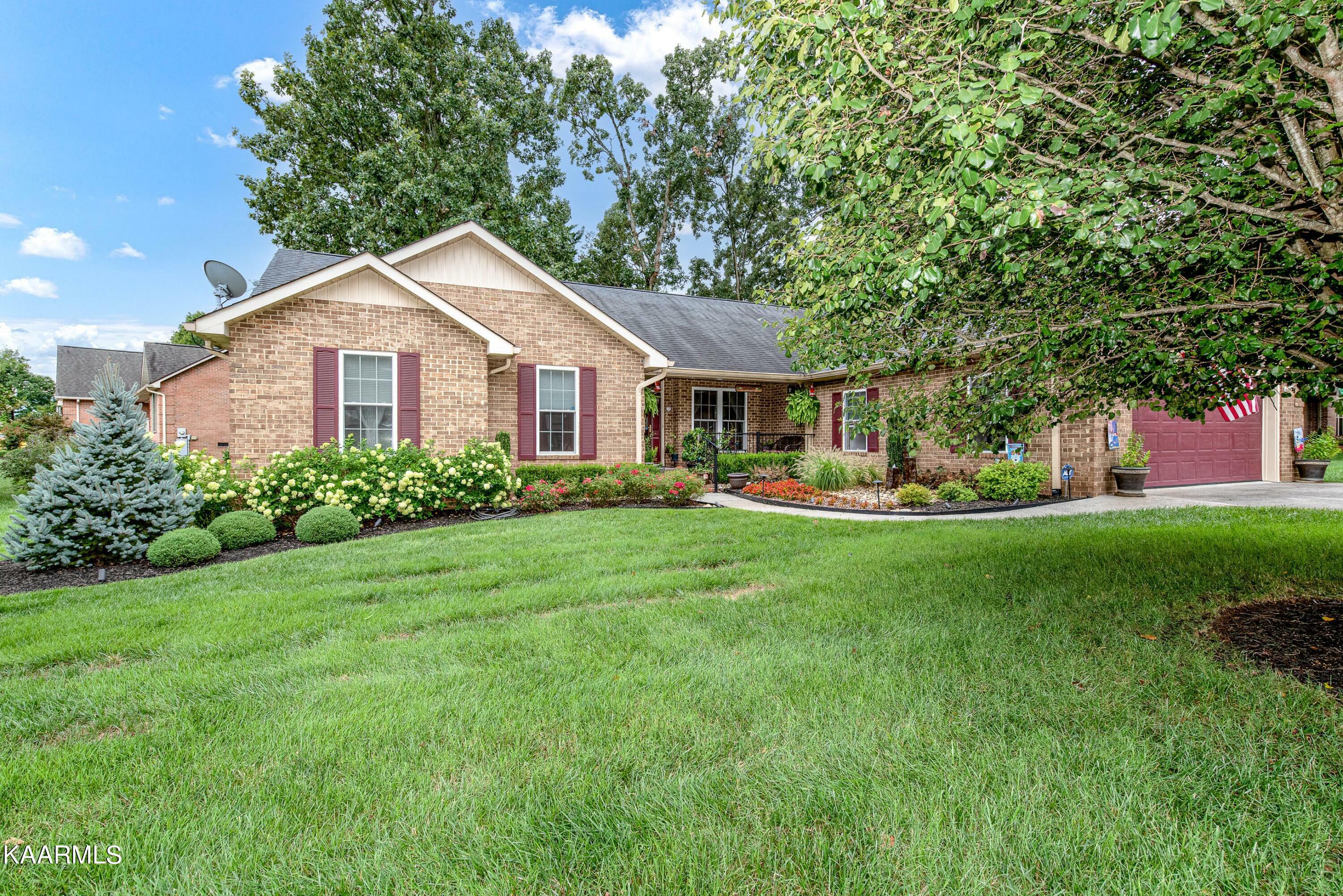 Property Photo: 1219 Newcastle Way TN 37803