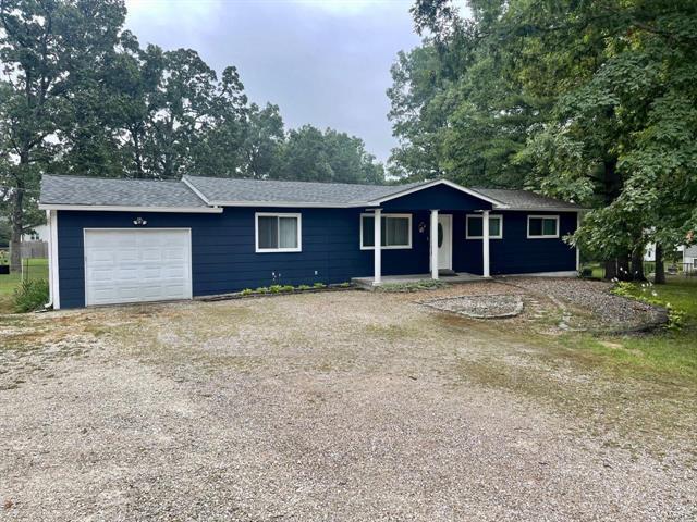 Property Photo: 1736 East Highway 47 MO 63389