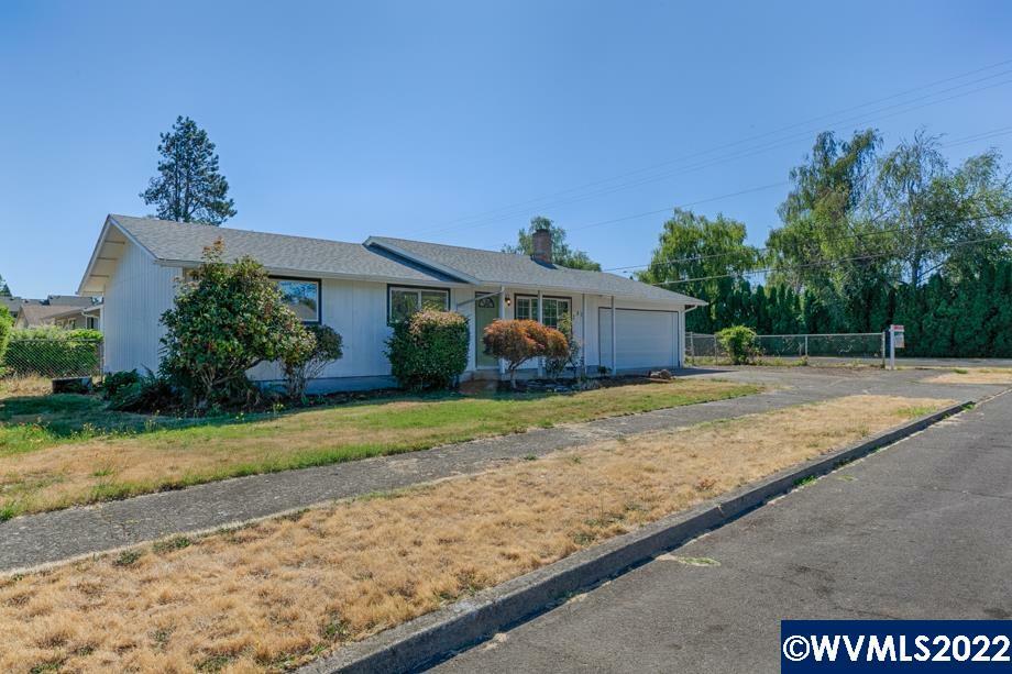 Property Photo: 402 Clarmar Dr NE OR 97301