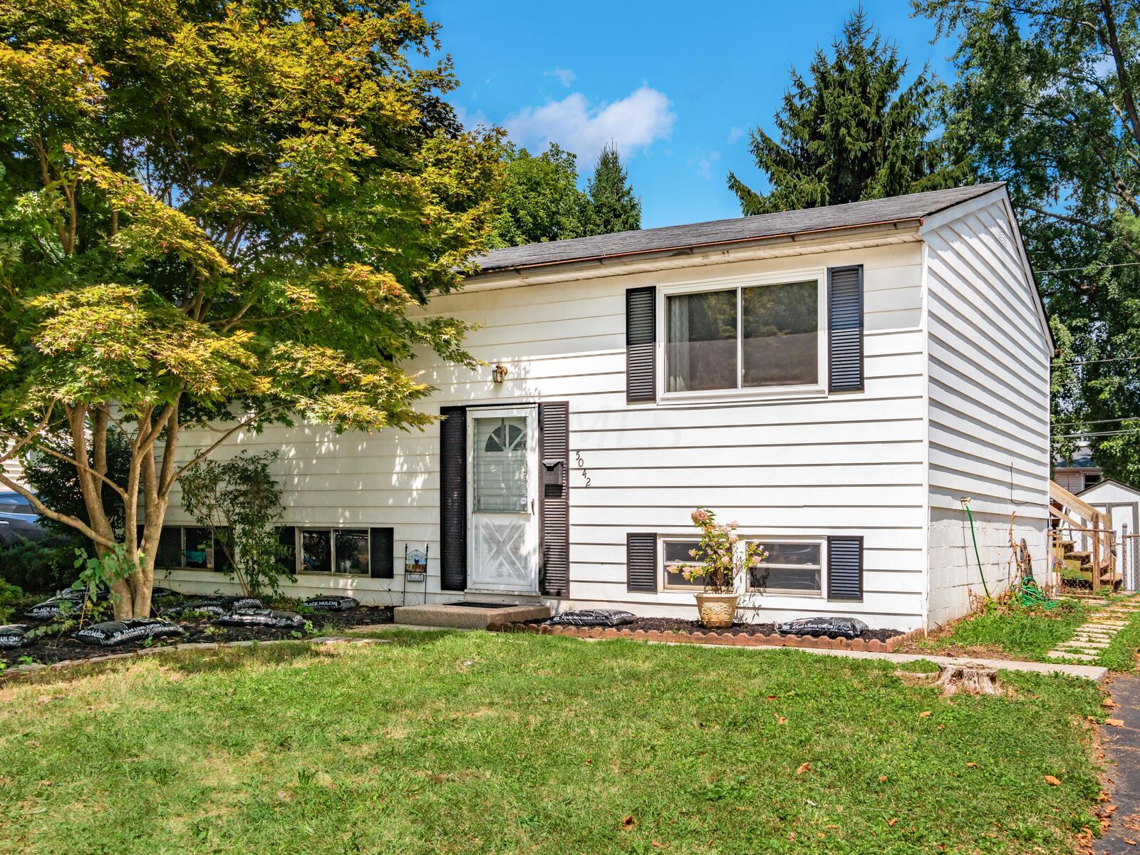 Property Photo:  5042 Bentler Drive  OH 43232 