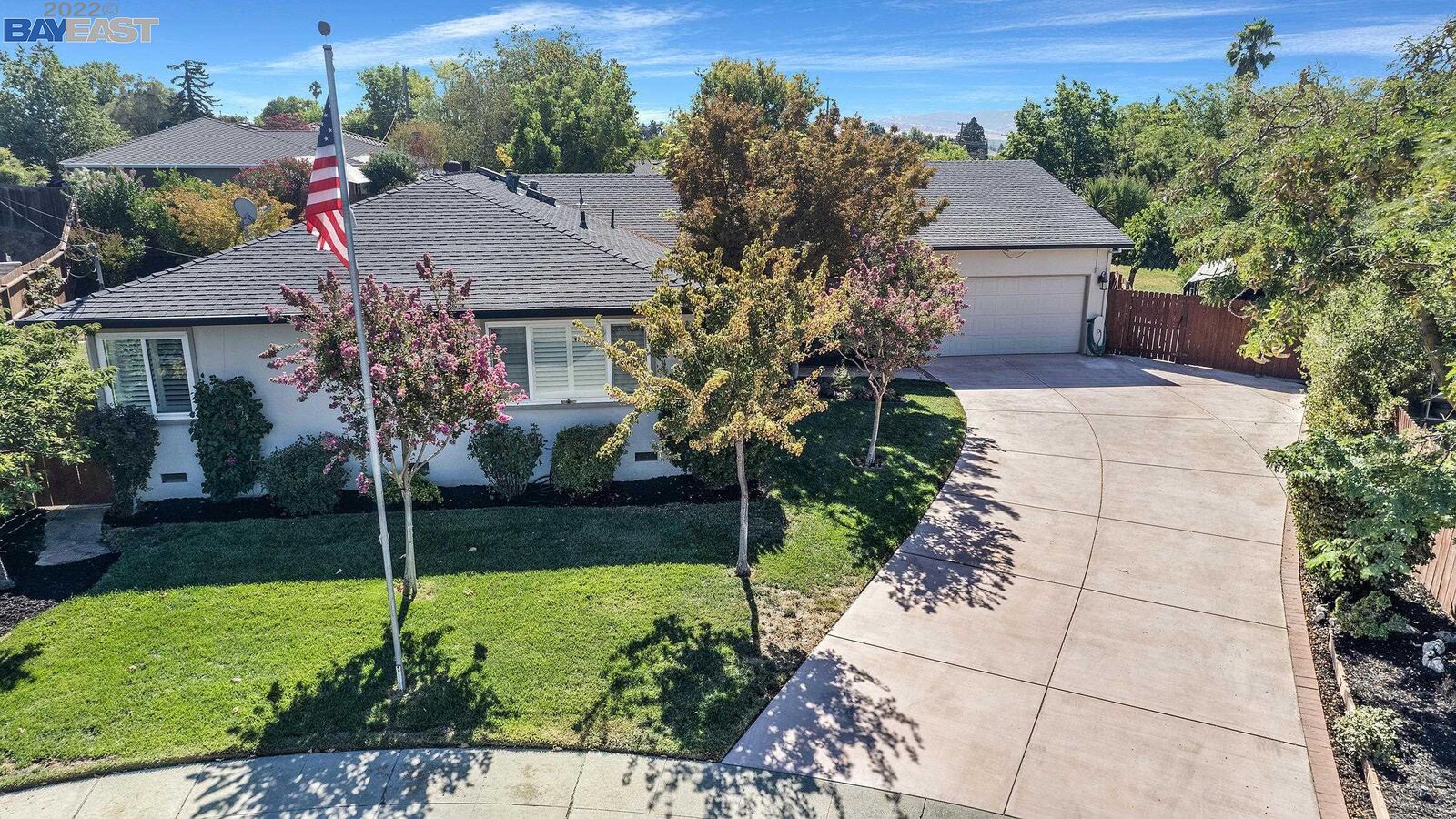 Property Photo:  4075 Fordham Ct  CA 94550 