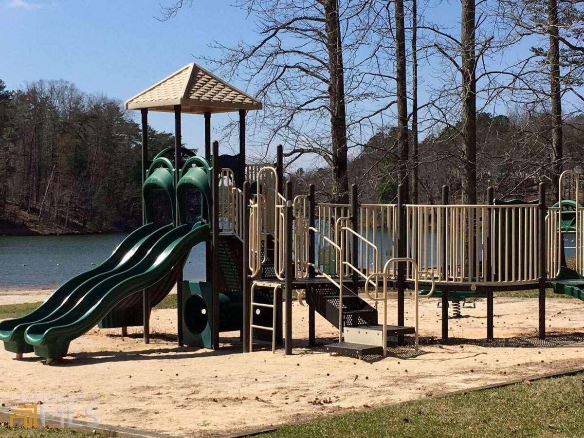 Property Photo:  130 Arrowhead Drive  GA 30143 