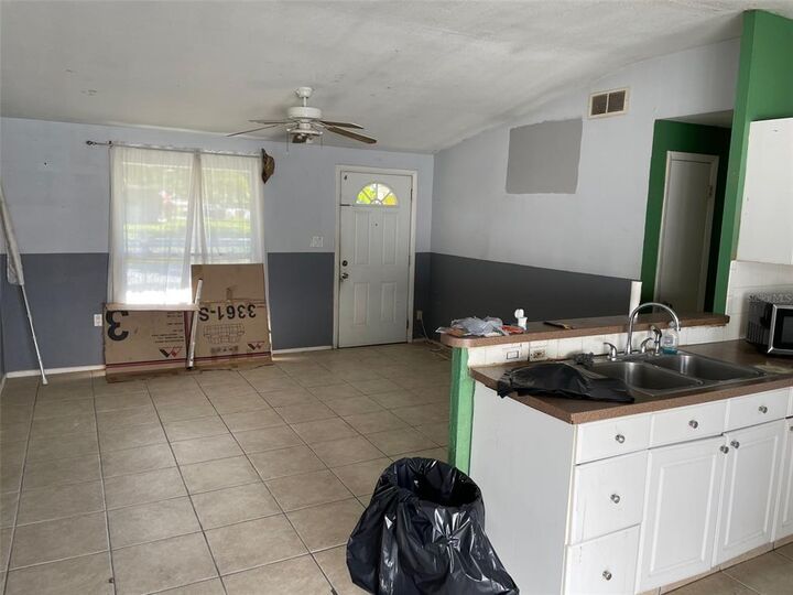 Property Photo:  1260 S Hillcrest Avenue  FL 33756 