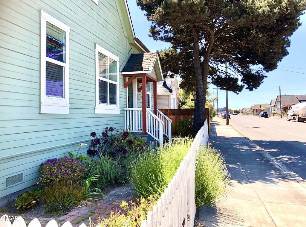 Property Photo:  110 S Harrison Street  CA 95437 