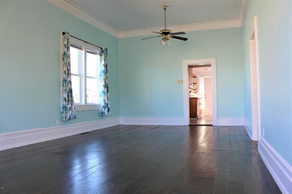 Property Photo:  260 N Whipple Street  CA 95437 