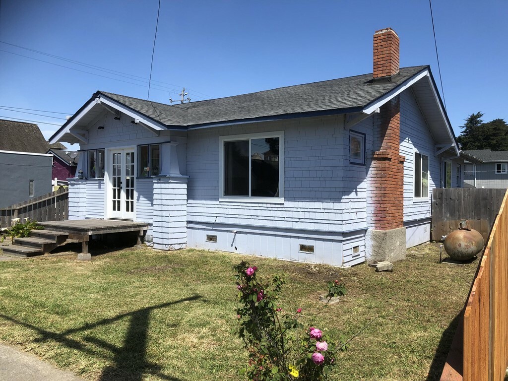Property Photo: 241 E Fir Street CA 95437