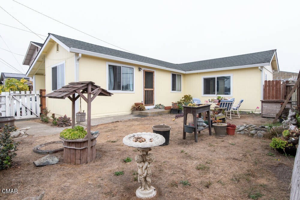 Property Photo: 498 S McPherson Street CA 95437