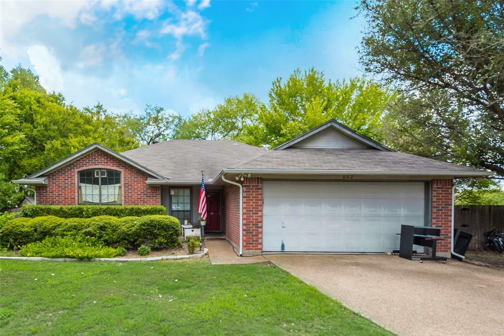 Property Photo:  802 Short Line Boulevard  TX 76065 