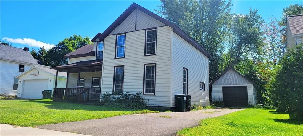 Property Photo: 419 E Lincoln Street WI 54722