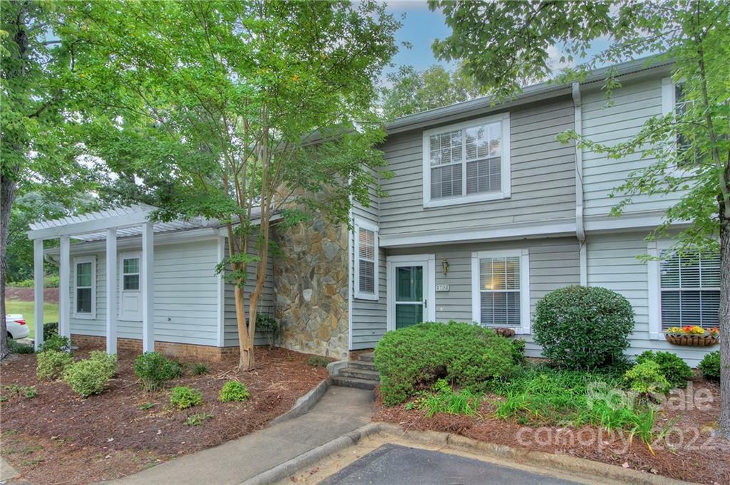 102 Heritage Parkway  Fort Mill SC 29715 photo