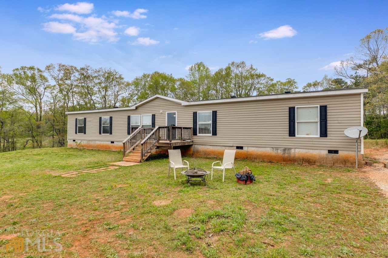 Property Photo: 125 Lolly Bump Road GA 30108