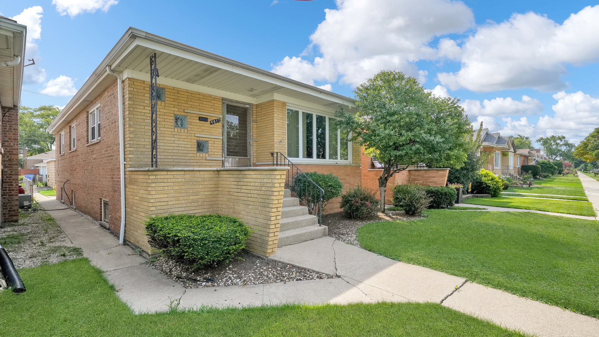 Property Photo:  4817 S Laporte Avenue  IL 60632 