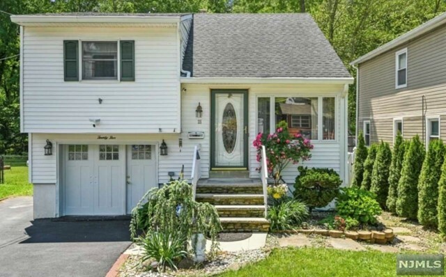 Property Photo:  25 Glenwood Avenue  NJ 07034 