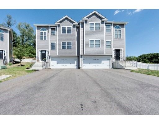 Property Photo: 20 Burncoat Heights MA 01606