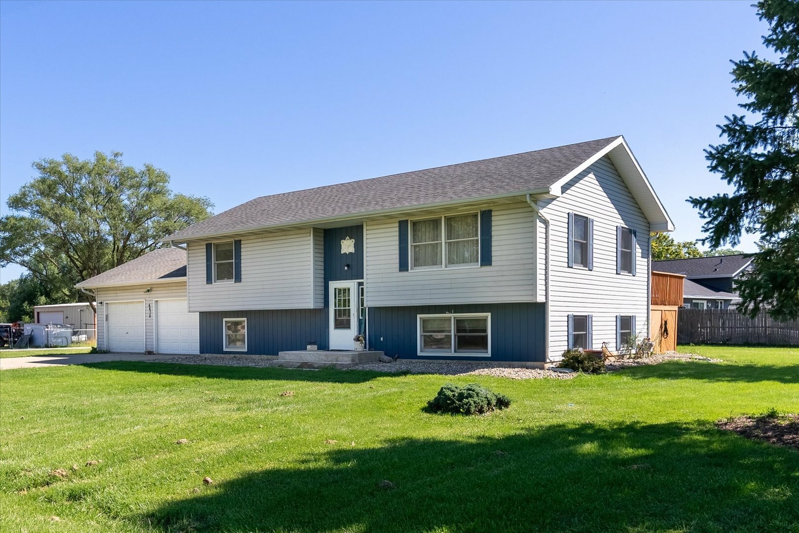 Property Photo: 4478 E 1344th Road IL 60518