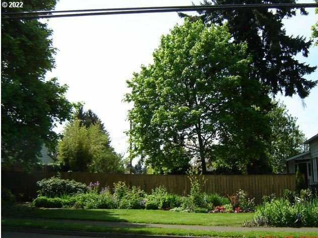 Property Photo:  0 W 39th St  WA 98660 