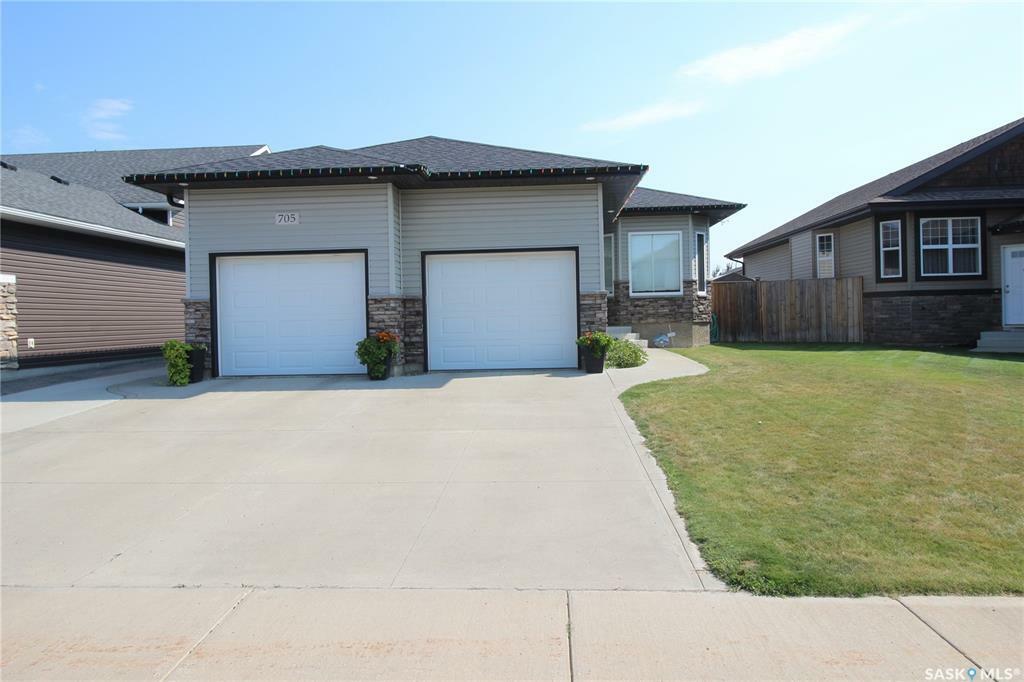 705 Quessy Drive  Martensville SK S0K0A2 photo