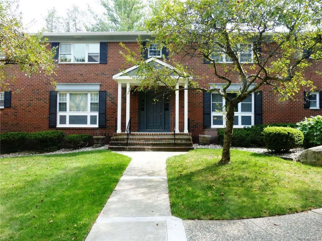 Property Photo:  106 Yorkshire Drive Z4  NY 10901 