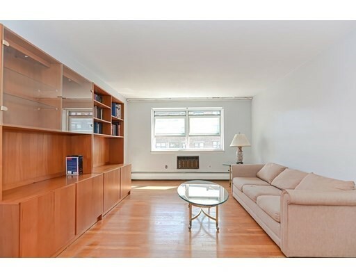 Property Photo:  15 Commonwealth Ct 16  MA 02135 