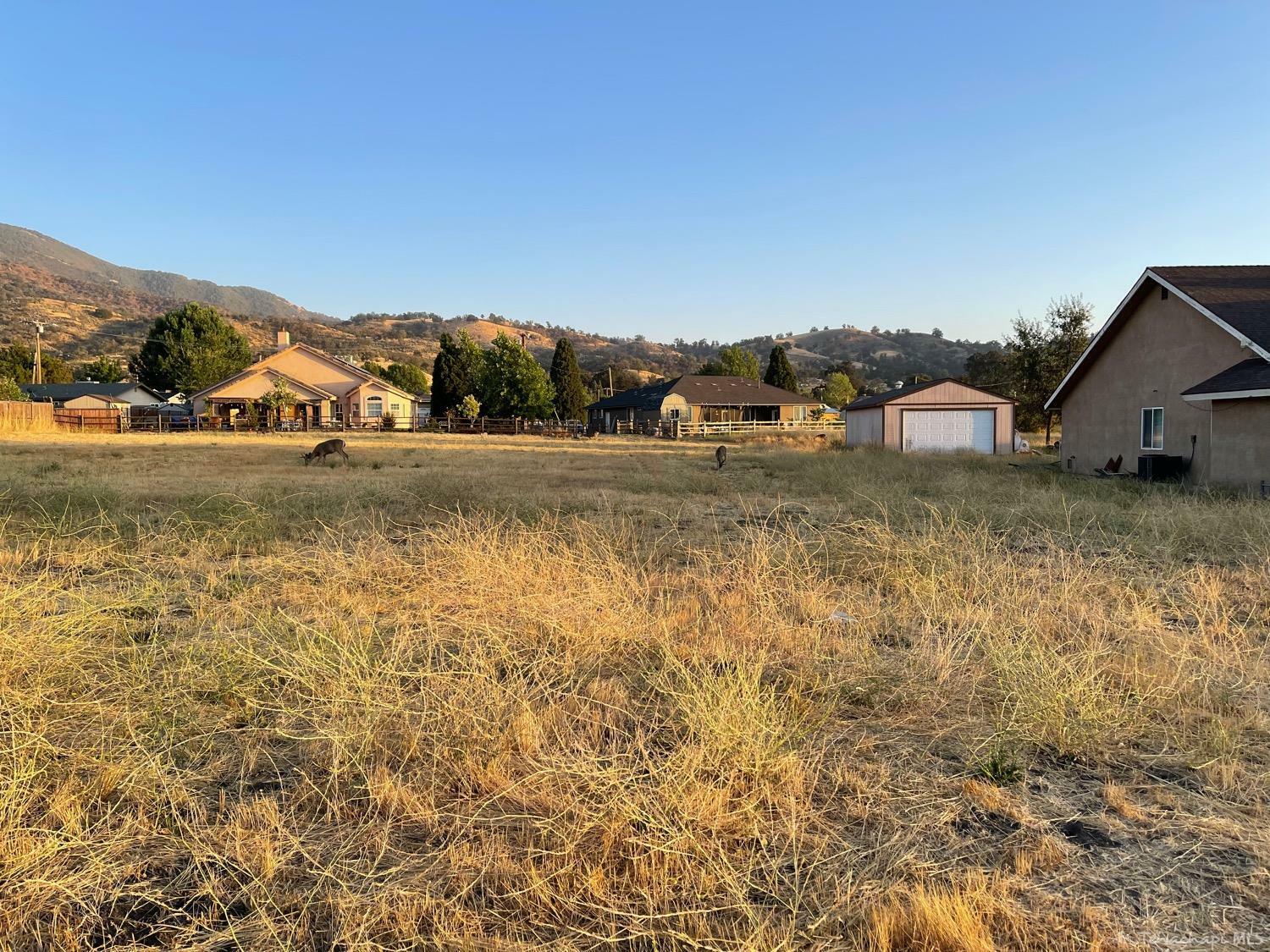 Property Photo:  0 Stallion Springs Dr  CA 93561 