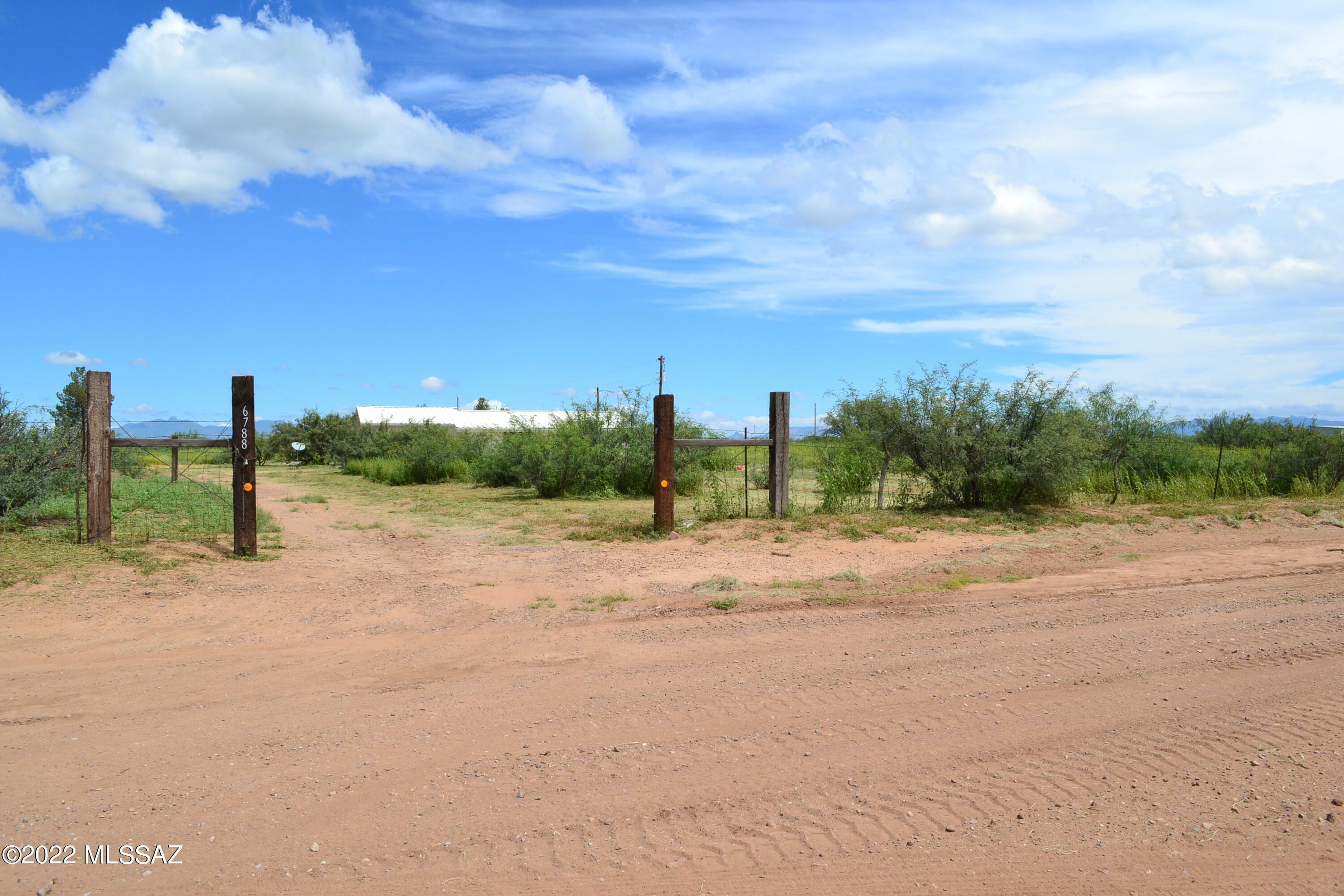 6788 E Trails End  Pearce AZ 85625 photo