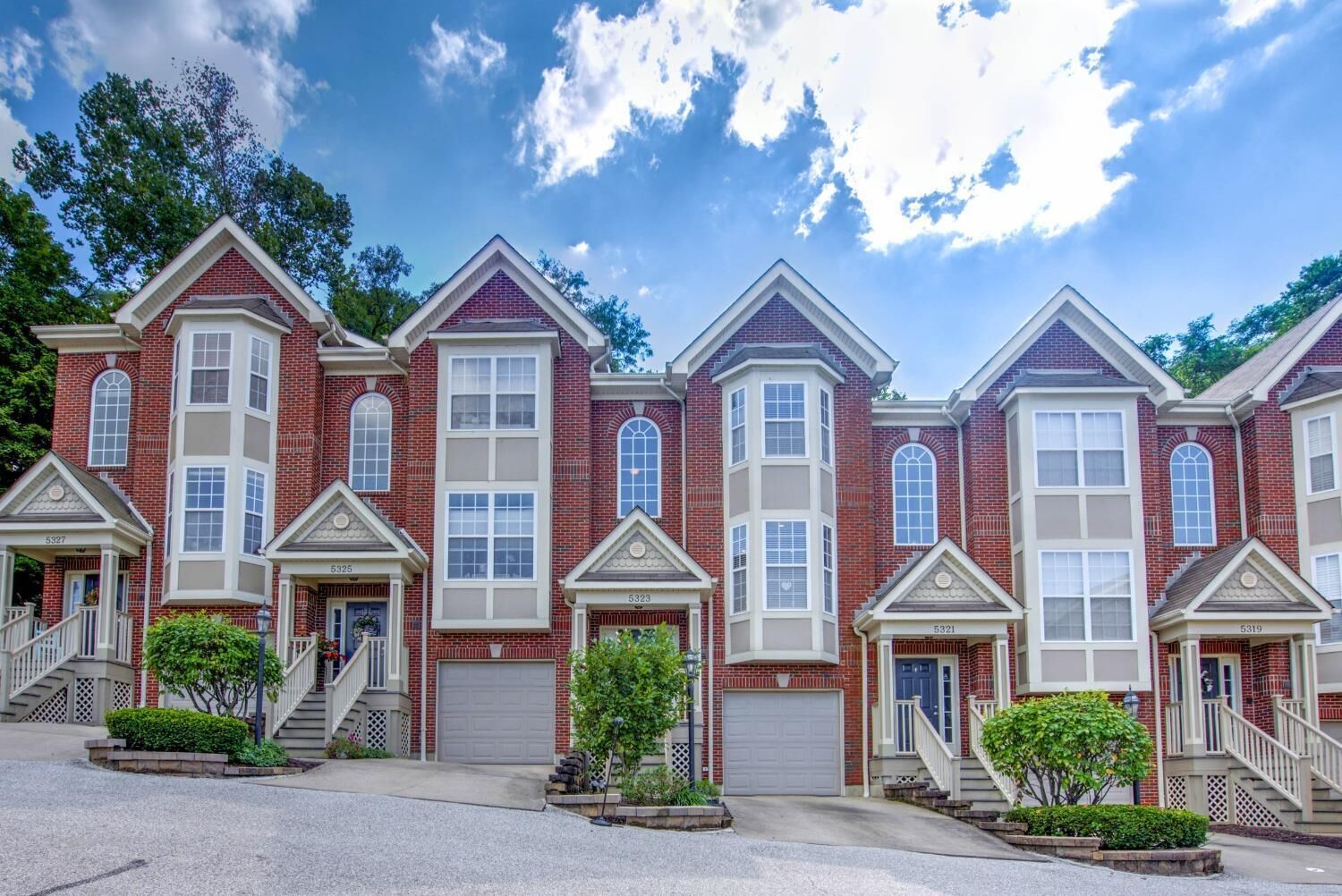 Property Photo:  5323 Reserve Cir  OH 45230 