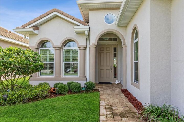 Property Photo: 570 Newhall Lane FL 32713