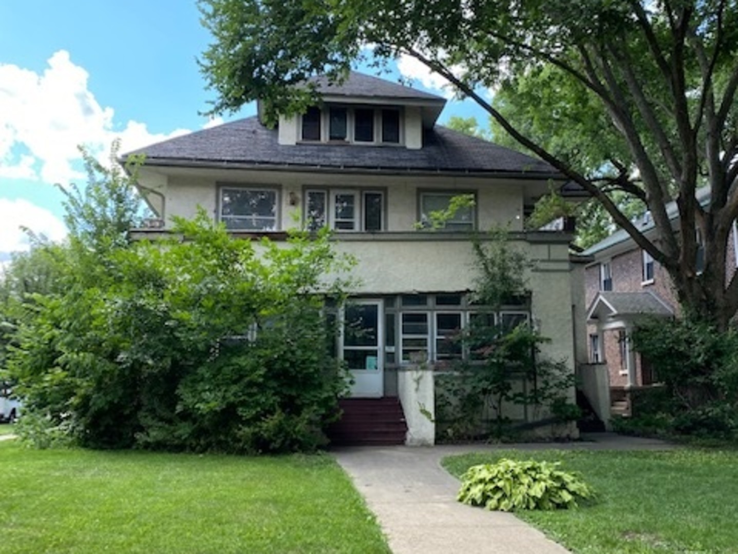 Property Photo: 201 N Cuyler Avenue IL 60302
