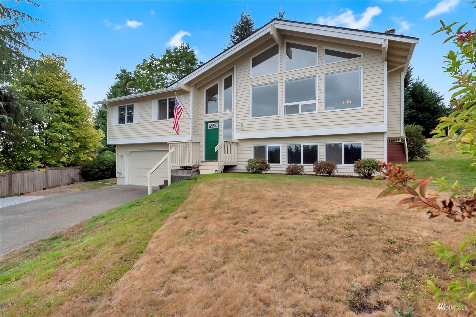 Property Photo:  12204 28th Place NE  WA 98258 