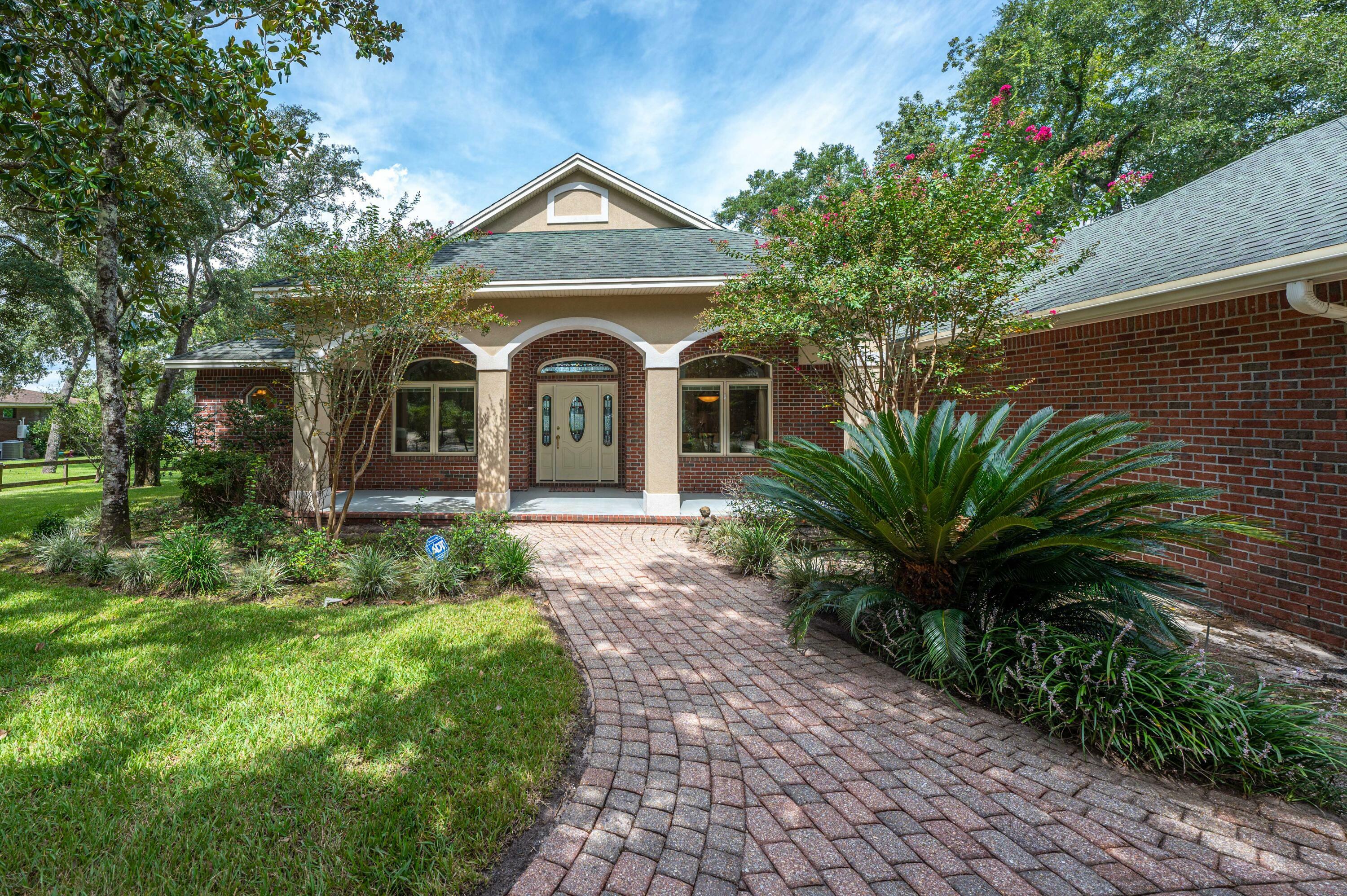 Property Photo:  25 Warwick Drive  FL 32579 