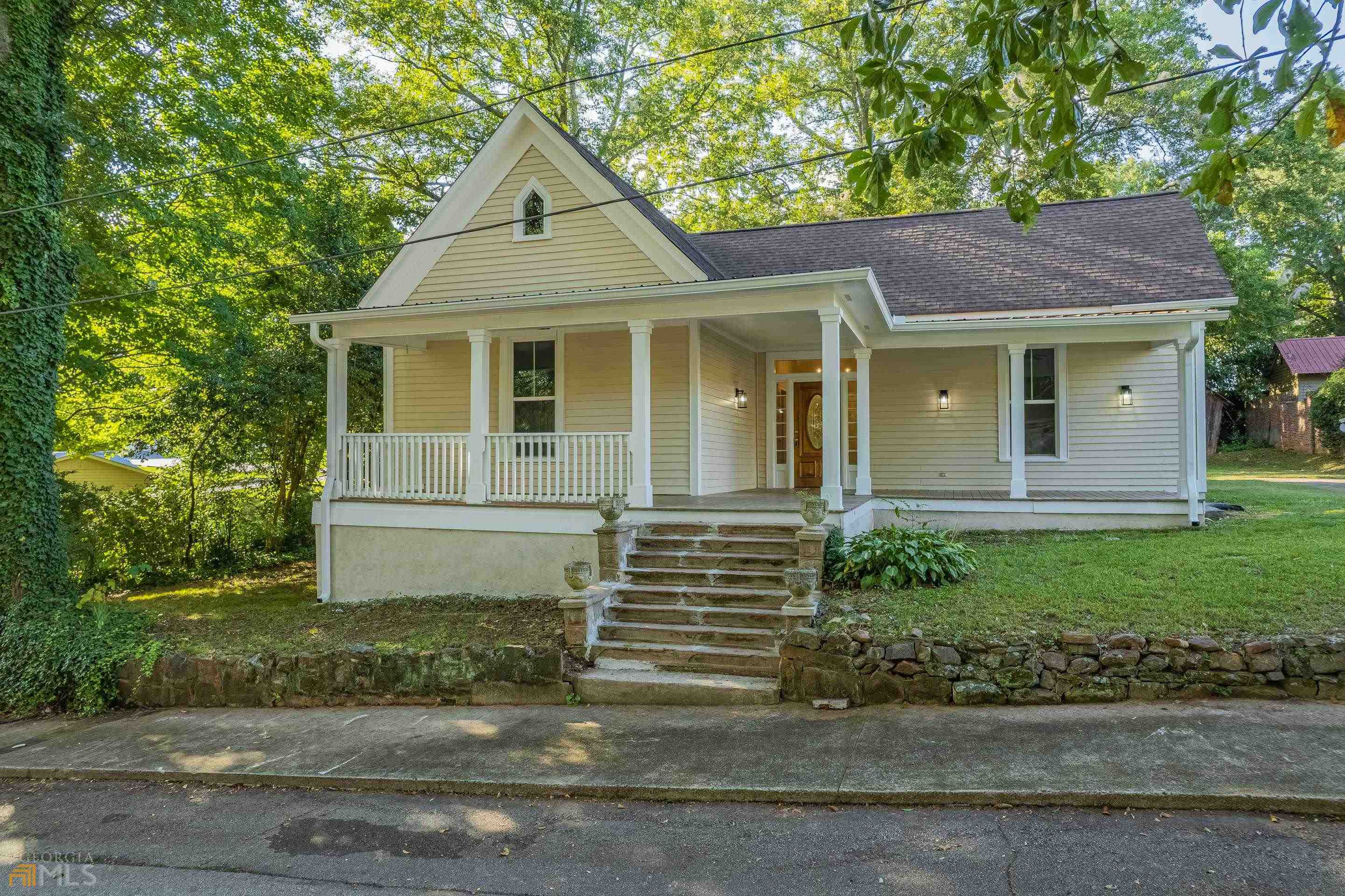 Property Photo:  91 Church Street  GA 30549 