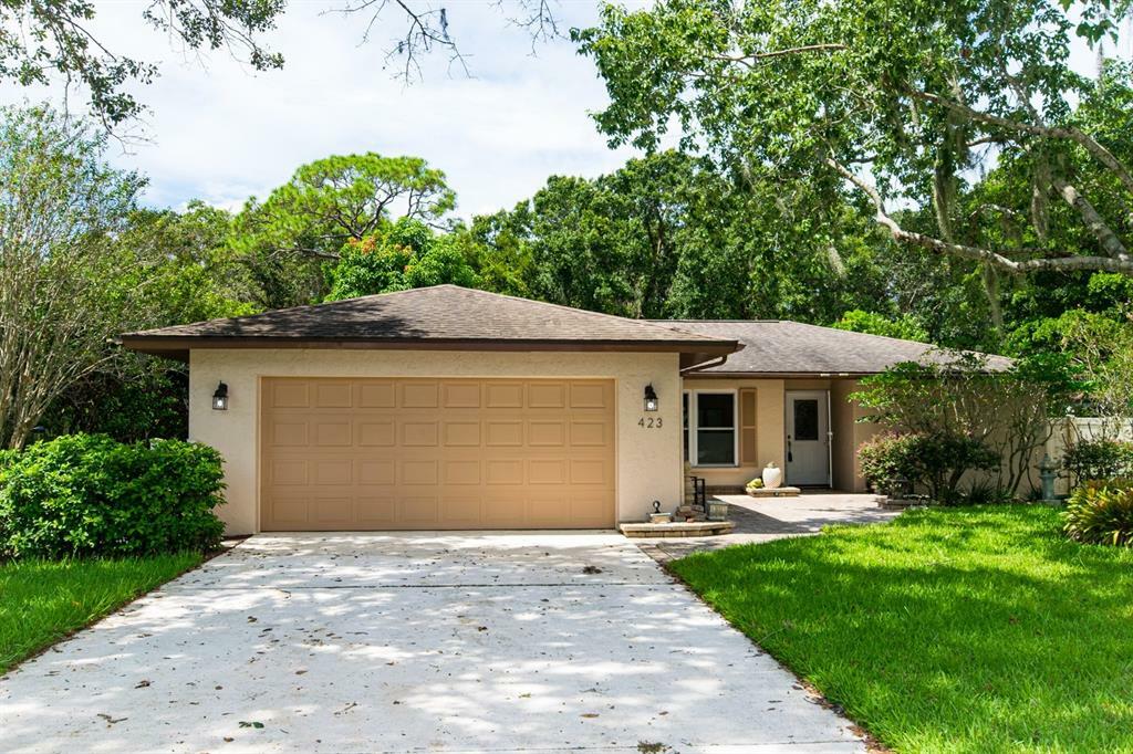 423 Whispering Oaks Court  Sarasota FL 34232 photo