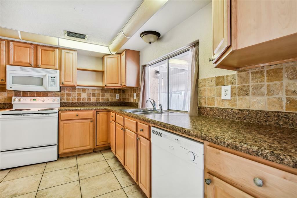 Property Photo:  3811 Greenfield Drive  FL 34652 