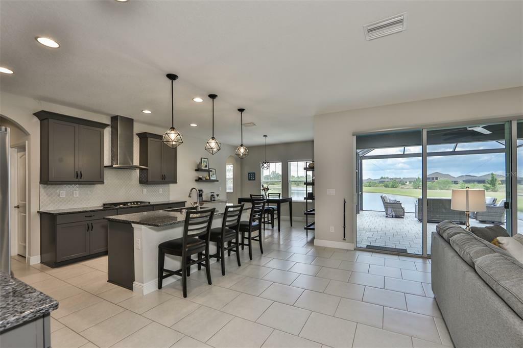 Property Photo:  5306 Silver Sun Drive  FL 33572 