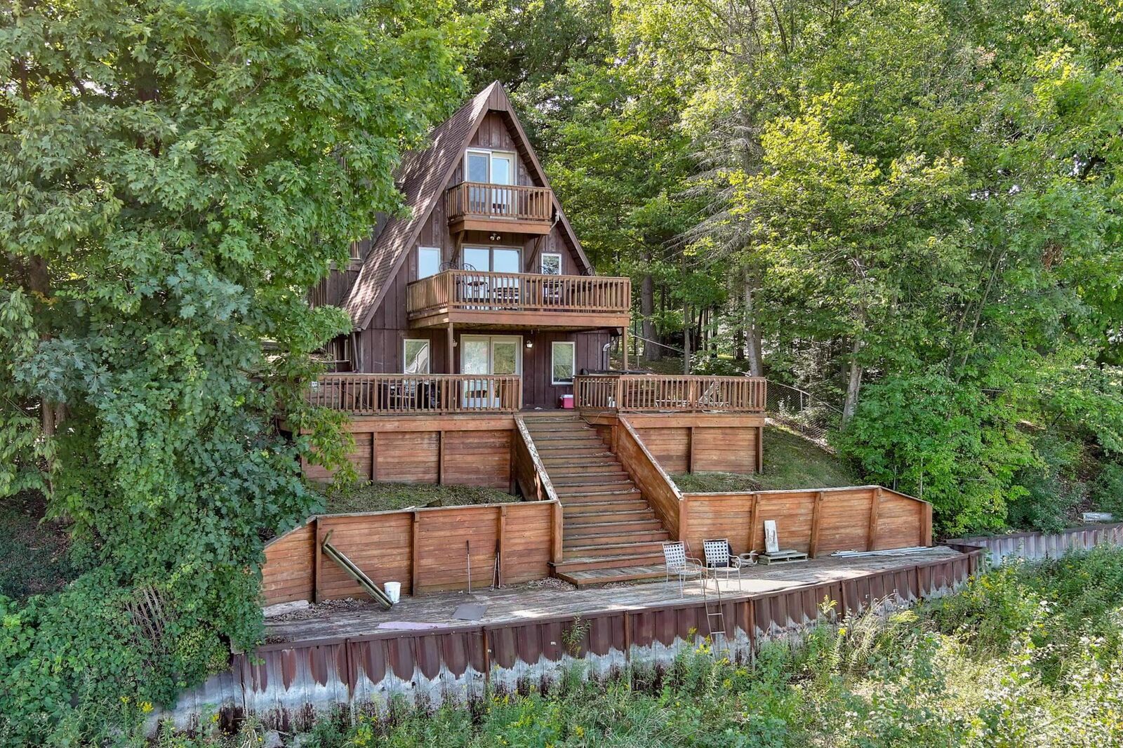 Property Photo:  5201 Oakridge  MI 48612 