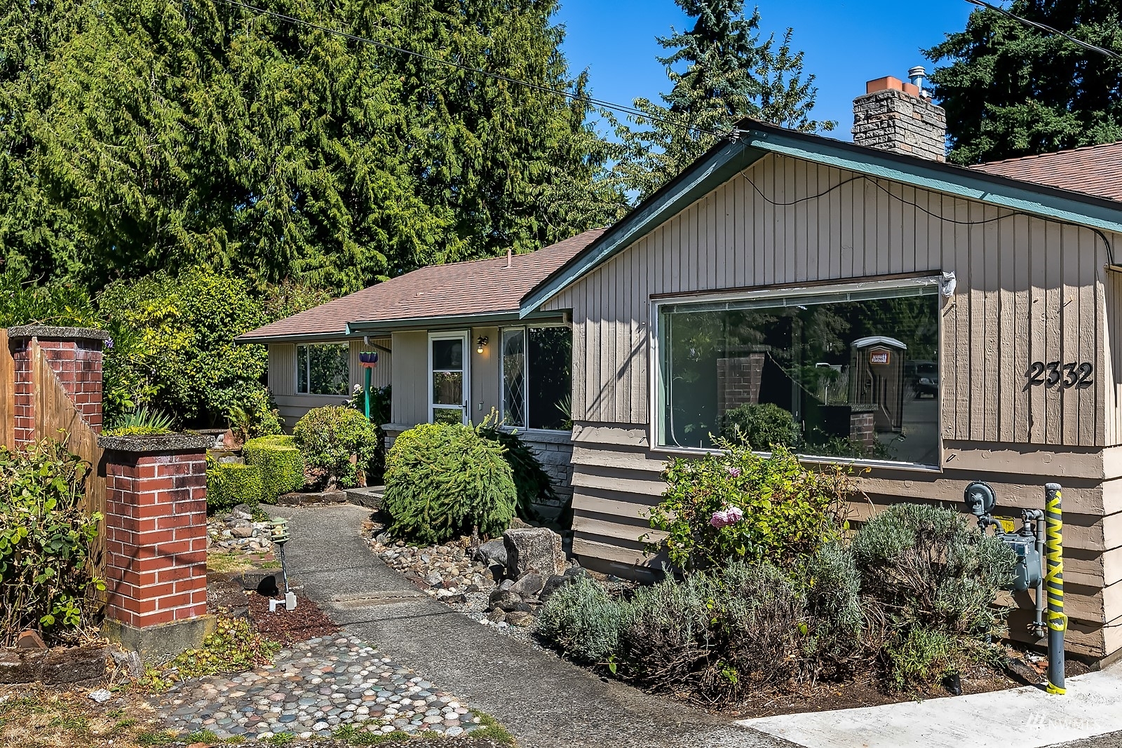 Property Photo:  2332 N 136th Street  WA 98133 